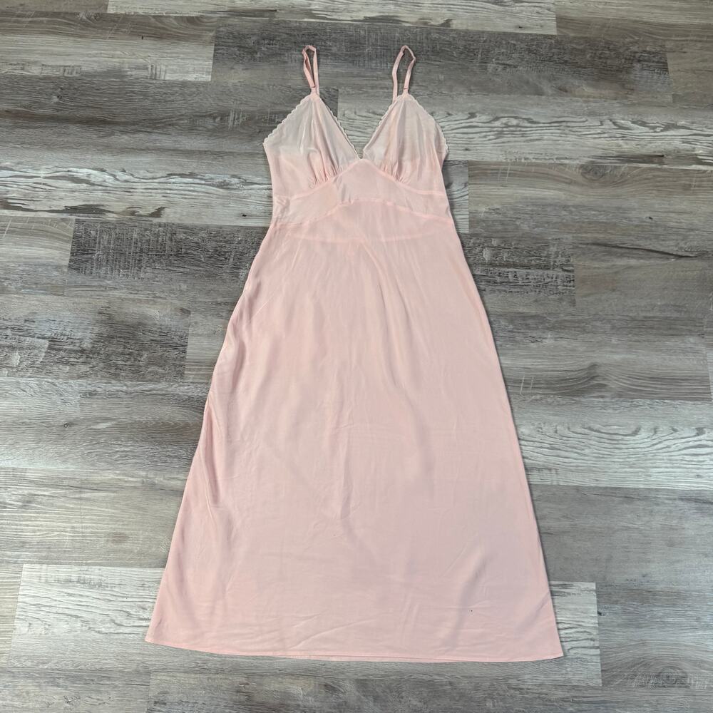 Vintage 60s 70s Lady Elizabeth Pink Nylon Full Slip Scallop Trim Nightgown Small